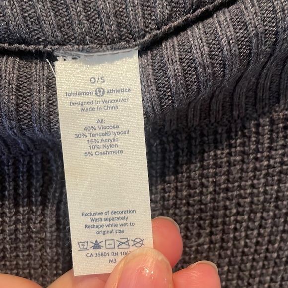 Lululemon Dark Grey Shawl / Poncho Wrap One Size - Picture 7 of 10